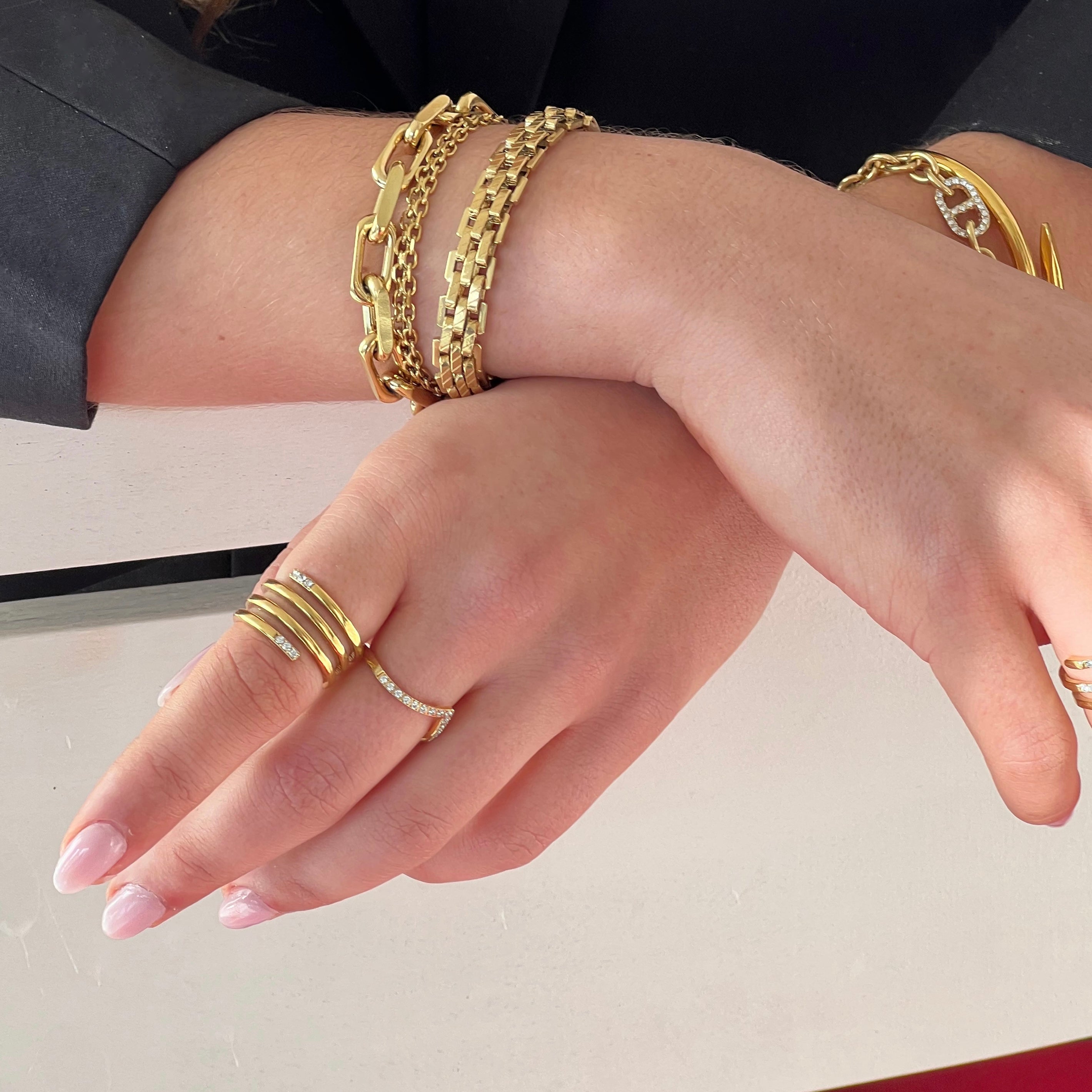 Venus Ring
