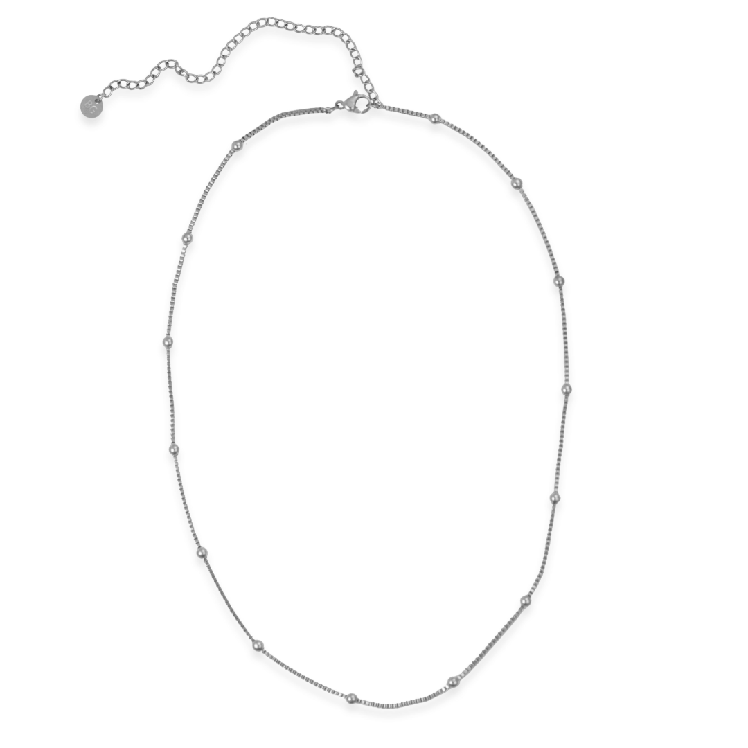 Babe Necklace