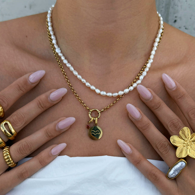 Essence Necklace