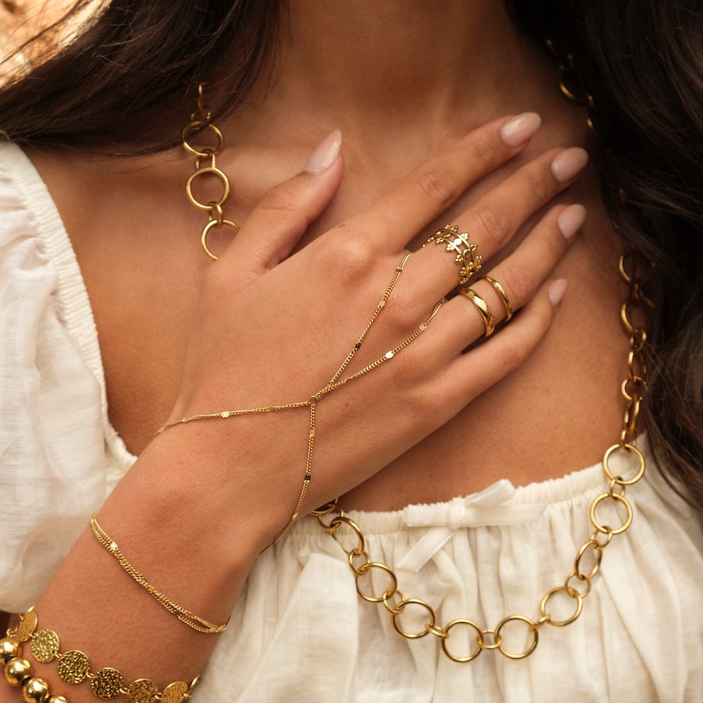 Avenya Ring